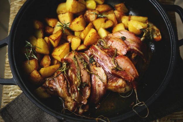 roasted lamb italian easter traditions agnello al forno